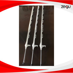 Poste Estaca Plástico 1.2M (9 posiciones)